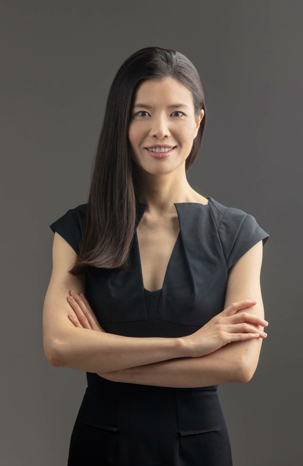 Dr. Chaowen Wu Bio Photo Mobile